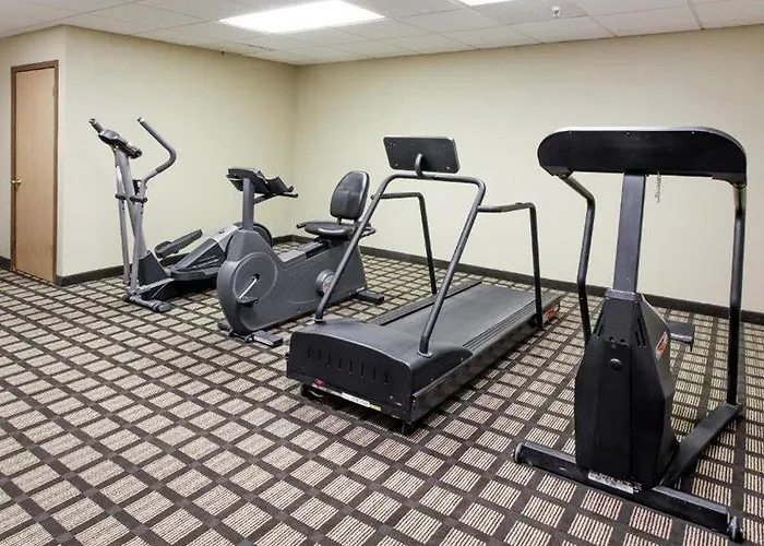 Clarion Pointe Bloomington-normal Near I-55 And Inn 3*