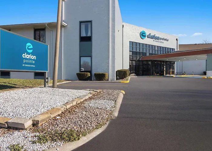 Inn Clarion Pointe Bloomington-normal Near I-55 And 3*