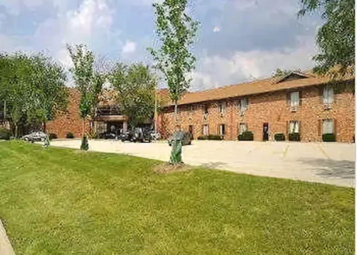Clarion Pointe Bloomington-normal Near I-55 And Inn