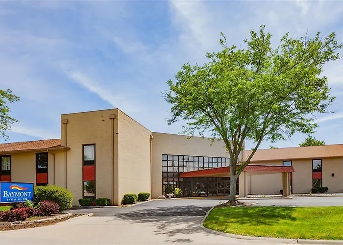 Clarion Pointe Bloomington-normal Near I-55 And