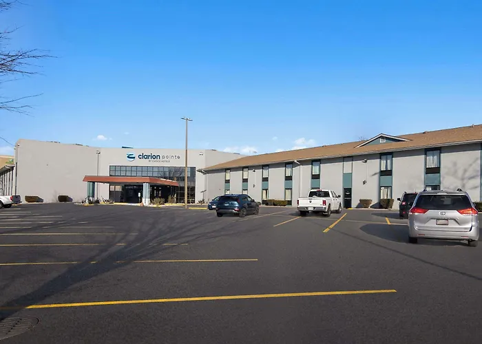 Inn Clarion Pointe Bloomington-normal Near I-55&university